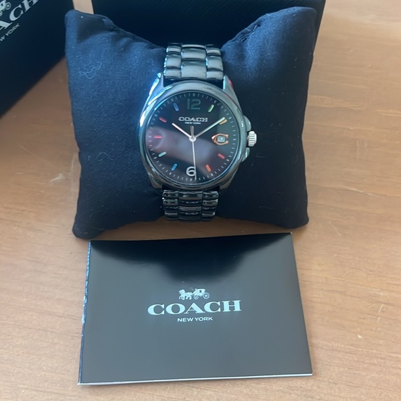 NWT Coach Greyson Watch - Picture 5 of 7
